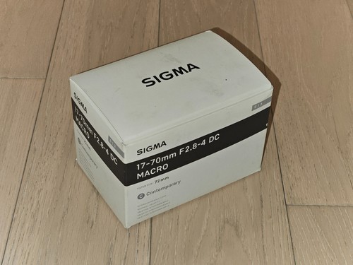 Sigma 70mm 4 - f/2.8-4, macro
