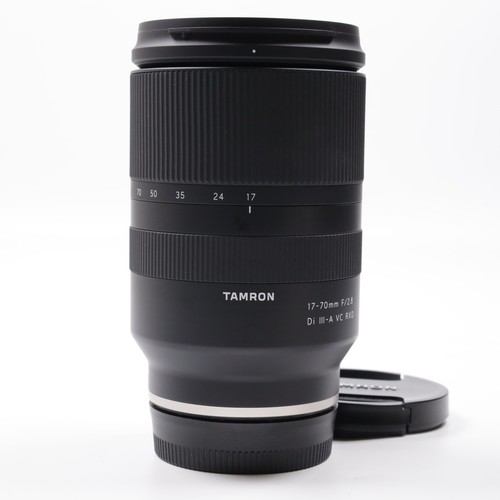 Tamron 70mm di iii a - f/2.8,